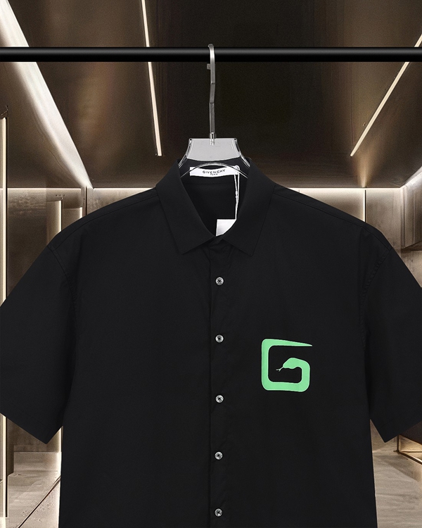 ブランドシャツ側面デザイン